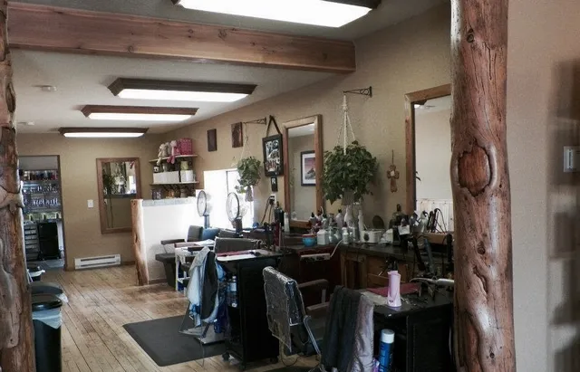 Grand Hair Design & Tanning