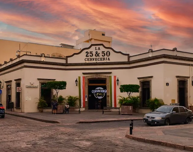 Cervecería 25 & 50 Centro