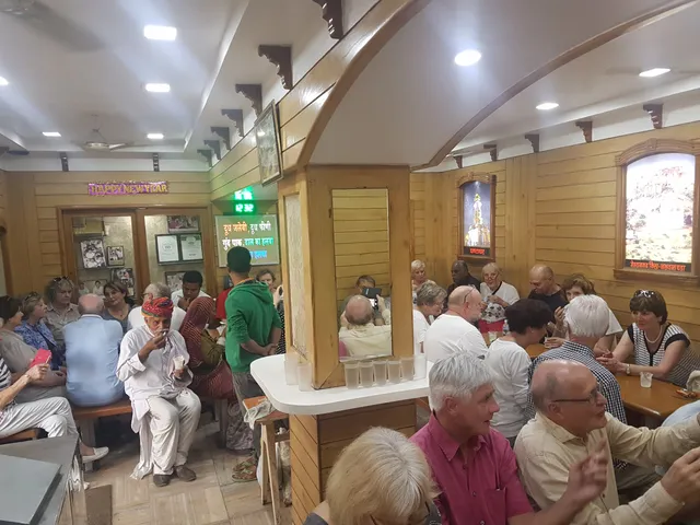 Shri Mishrilal Hotel