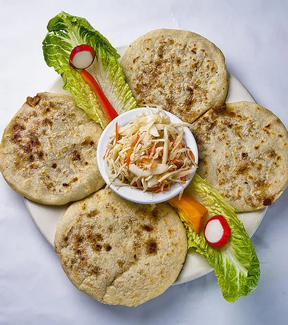 La Champita Restaurant & Bar