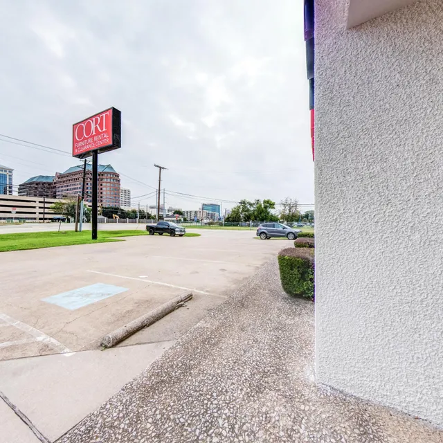 CORT Furniture Outlet