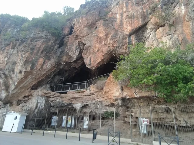 Grotta della Cala