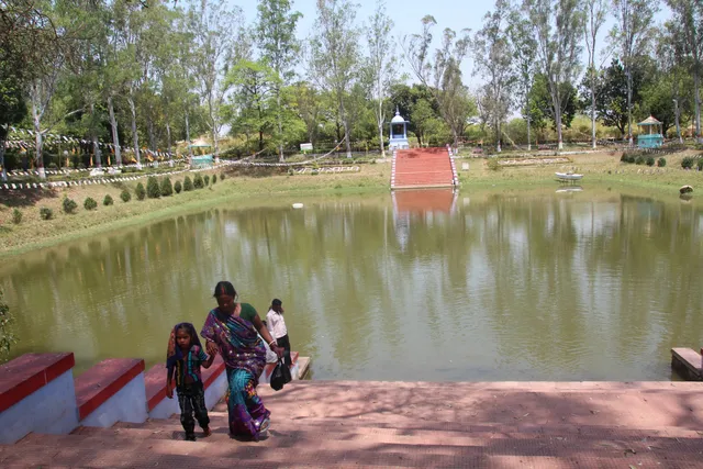 འོད་མའི་ཚལ།Phra Ovadapatimokkha Dhammacetiya