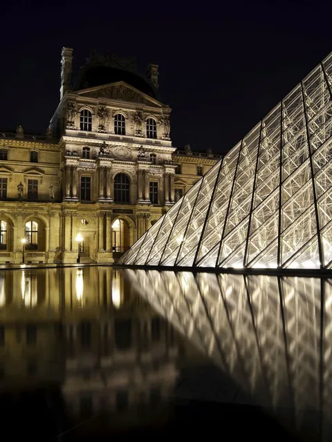 Louvre Pyramid