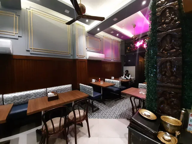 Vikrant Cafe | Kamla Nagar