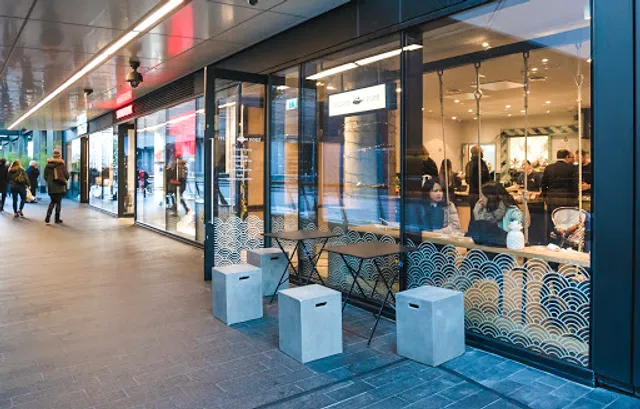 Island Poké Canary Wharf