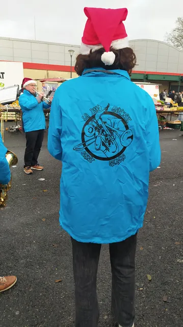 Food market (Sundays)