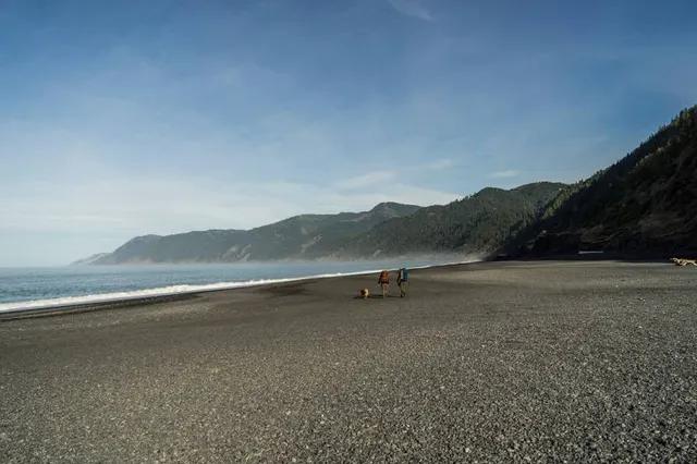 Little Black Sands Beach