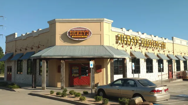 Dickey's Barbecue Pit