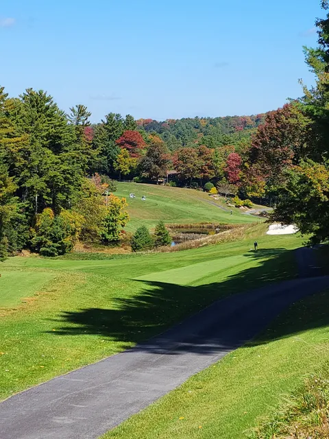 High Meadows Golf & Country Club