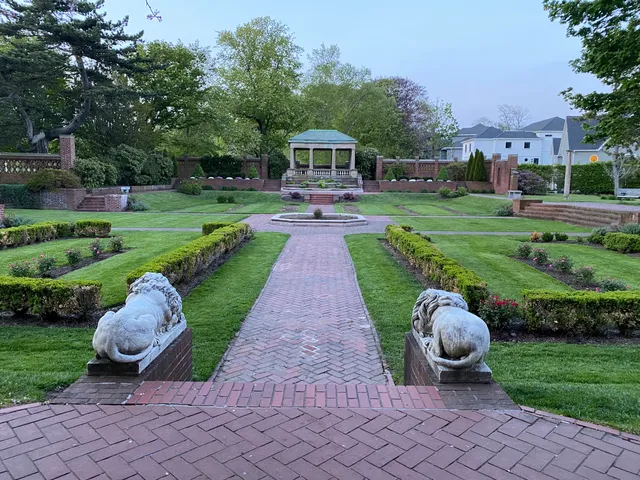 Lynch Park Rose Garden