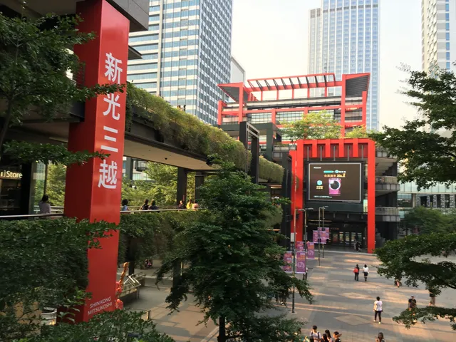 Xiangti Avenue Plaza