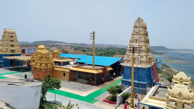 Sri Yogananda Lakshmi Narasimha Swamy Temple, Vedadri