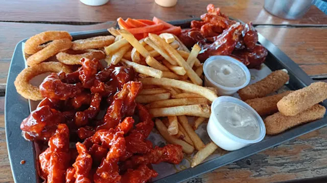 Pio Pio Boneless and Wings