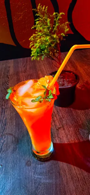 2 back benchers tea bar