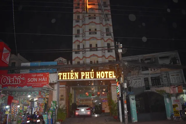 Khách Sạn Thiên Phú