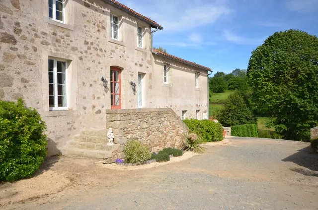 The Stopover of the Bocage