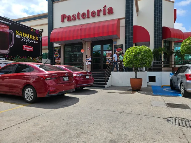 Cake Shop & Restaurant Panama