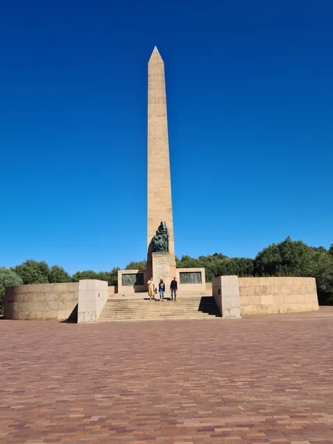 Die Nasionale Vrouemonument
