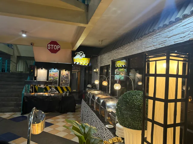 28th Street Bar and Restaurant