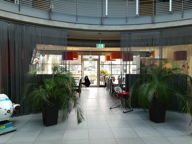 Volare Bar Restaurant