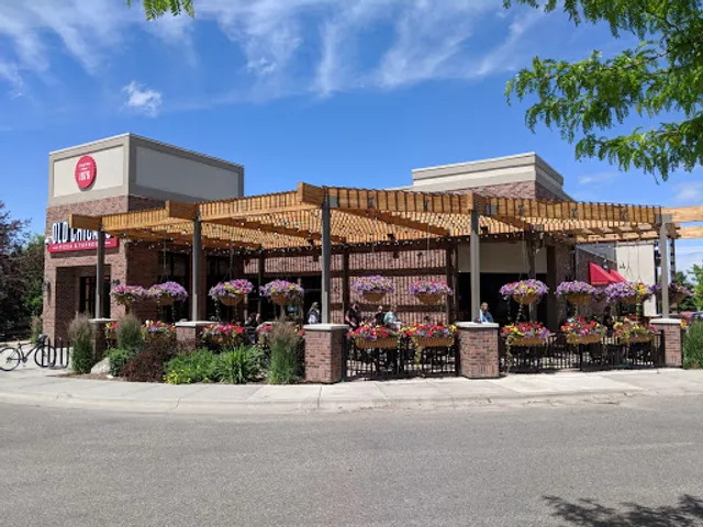 Old Chicago Pizza + Taproom