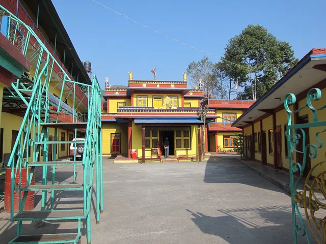 Shree Gaden Dhargay Ling Monastery