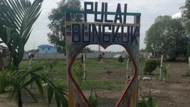 Pantai pulai bungkuk