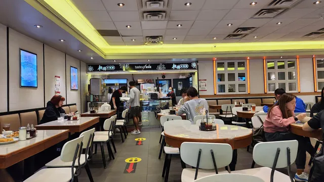 Calgary Court Restaurant