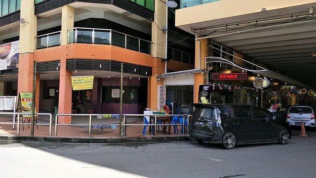 一街果王猫山王榴莲专卖店 ONE STREET DURIANZ KING