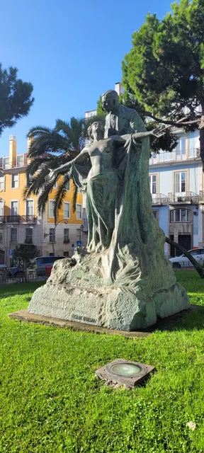 The Truth - Statue of Eça de Queirós - by António Teixeira Lopes