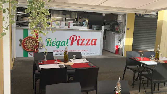 REGAL PIZZA