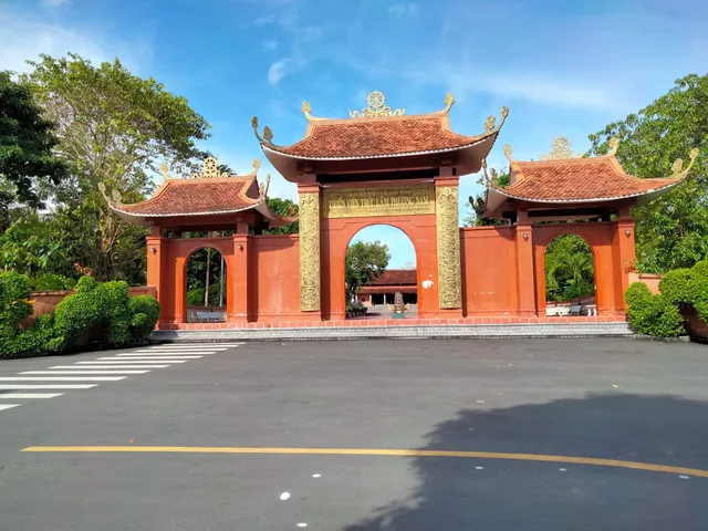 Trúc Lâm Phương Nam Zen Monastery