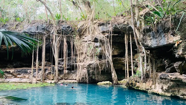 Cenote X'batun