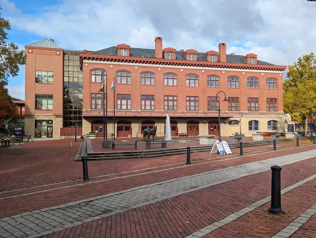 Cumberland Visitor Center
