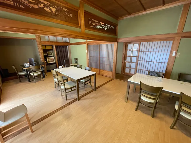 ダイニング藤屋