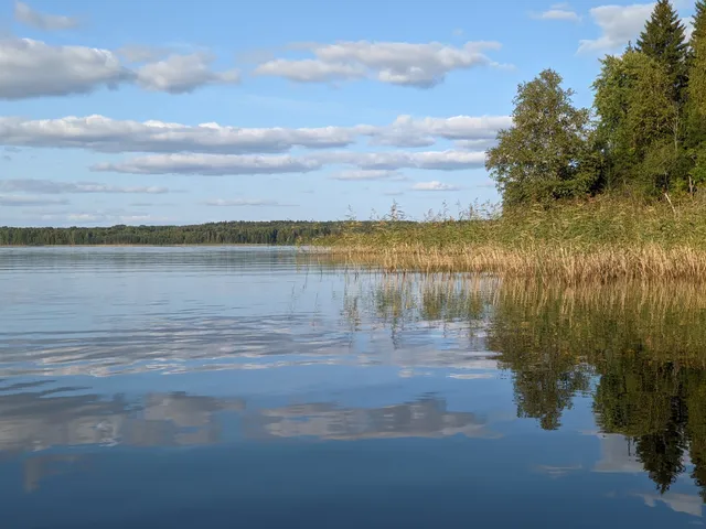 Lake Kovzhskoye