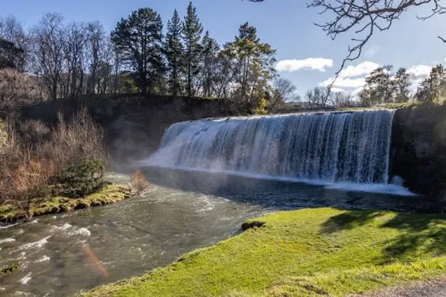 Rere Rock Slide Waterfall