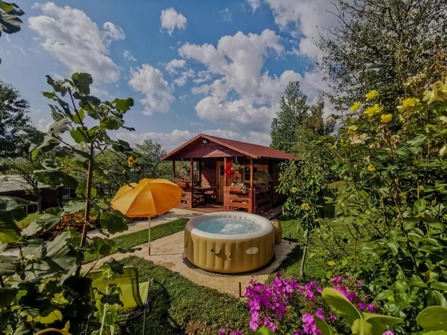 Home La Sierra Korenica