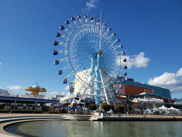 Dream Plaza Ferris Wheel