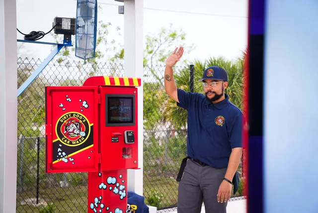 Dirty Dog's Car Wash Port Richey