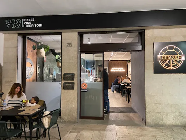 La Tasqueta - Pizzes 🍕 Vins 🍷 Territori 📍