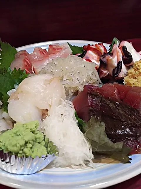 あかちょうちんとみたや