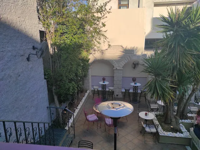 El Presidente Cocktail Bar