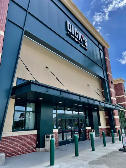 DICK'S Sporting Goods