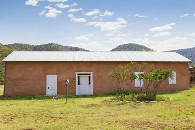 Old Lincoln County Courthouse