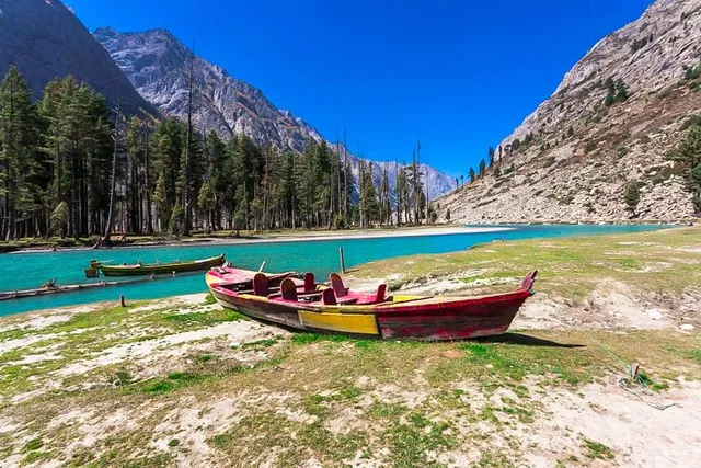 Mahodand Lake