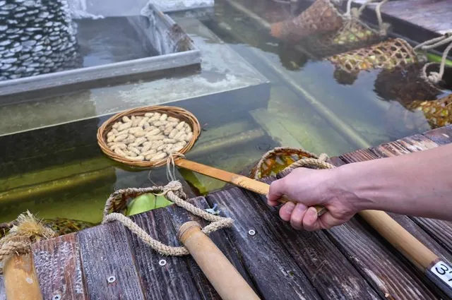 Water geothermal Square