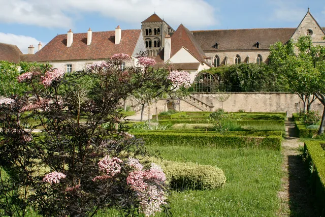 Musée et jardins de Souvigny