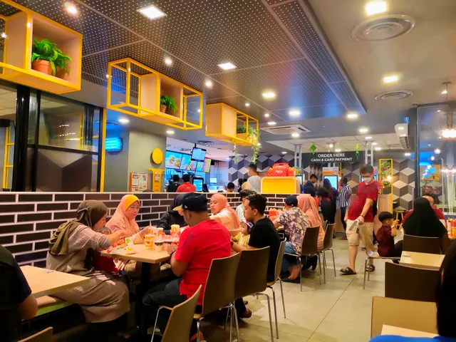 McDonald's Petronas MRR2 Kepong DT